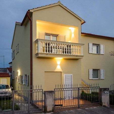 Apartments4You Vodice Exteriör bild