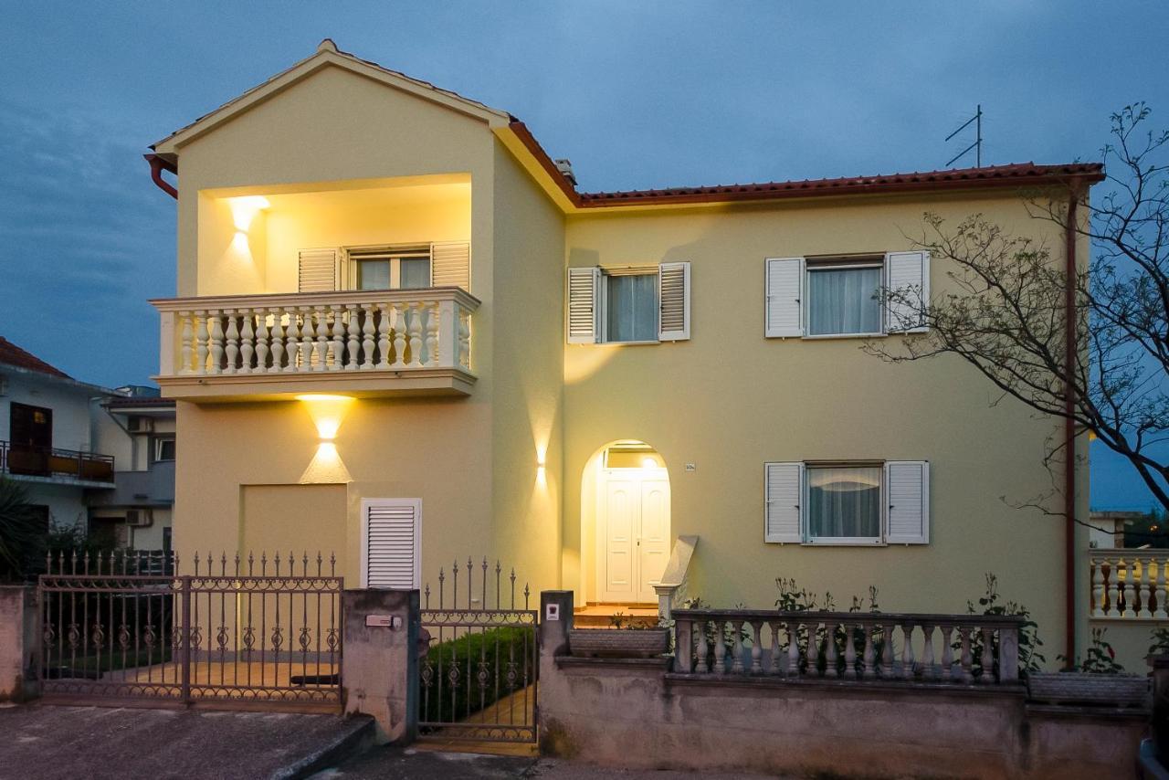 Apartments4You Vodice Exteriör bild