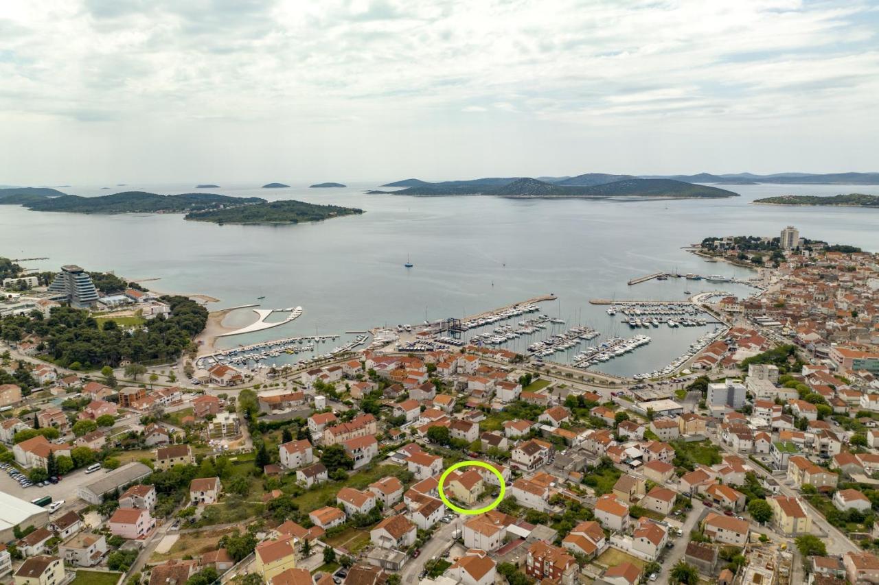 Apartments4You Vodice Exteriör bild
