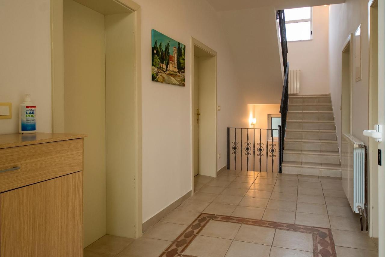 Apartments4You Vodice Exteriör bild