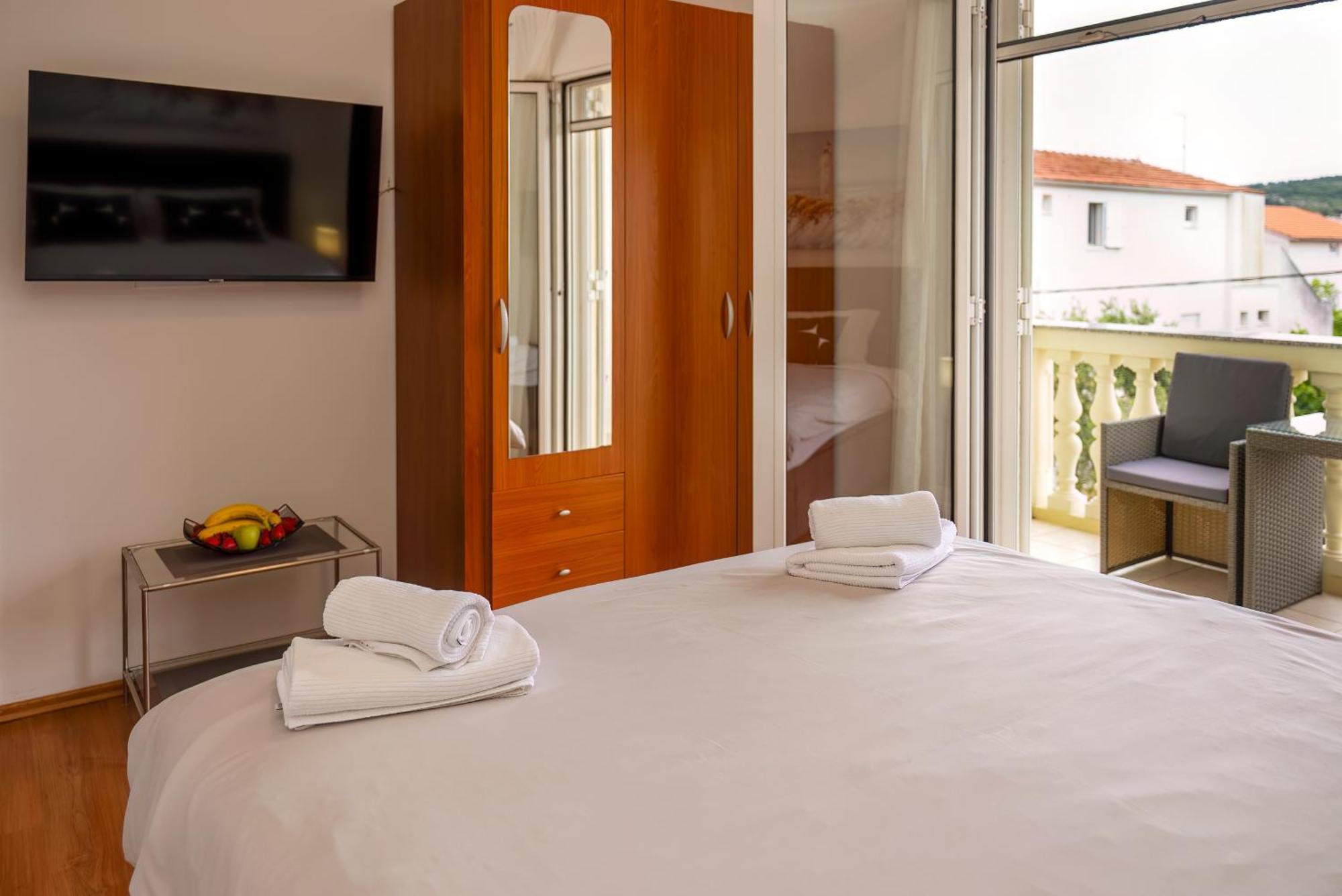 Apartments4You Vodice Exteriör bild