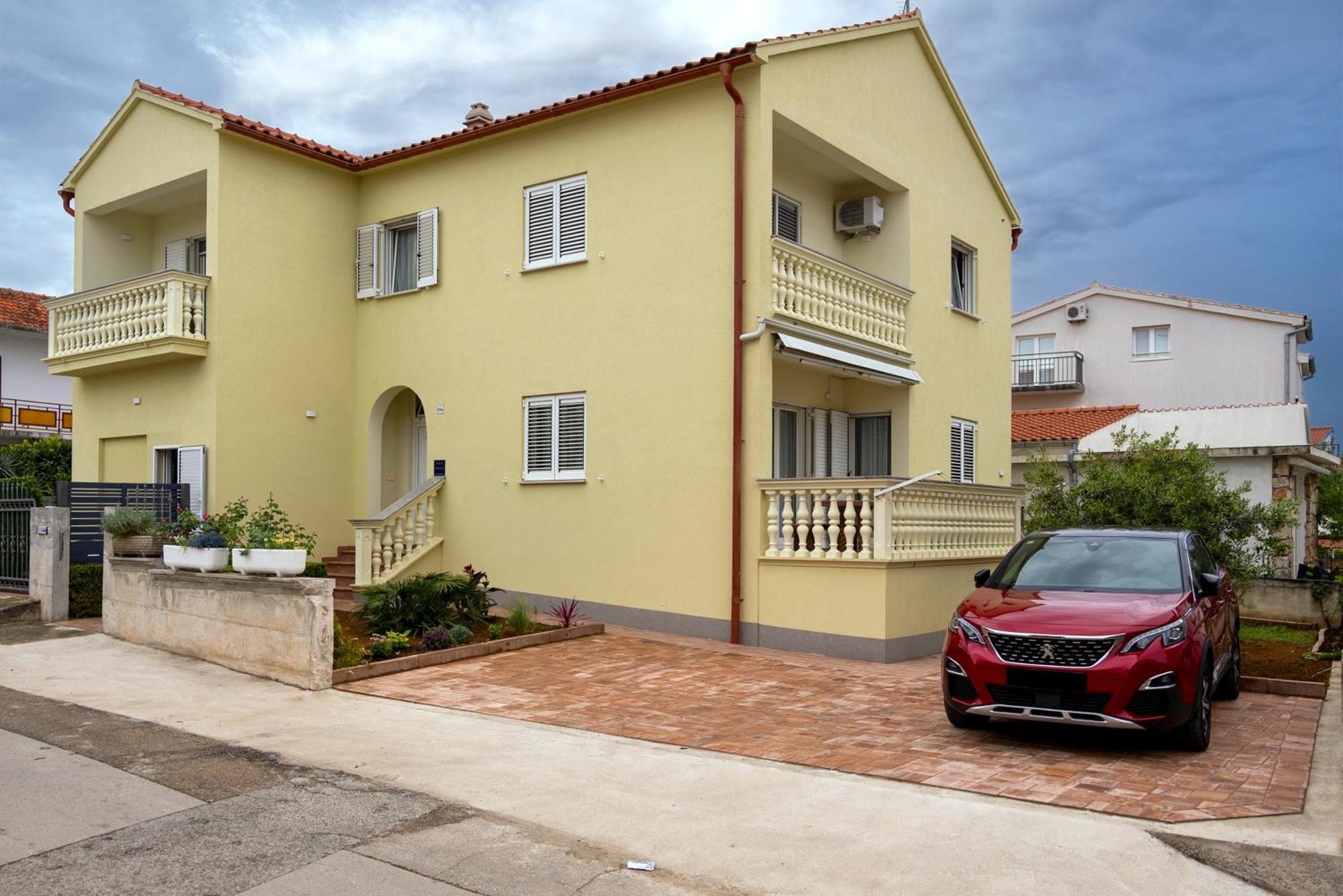 Apartments4You Vodice Exteriör bild